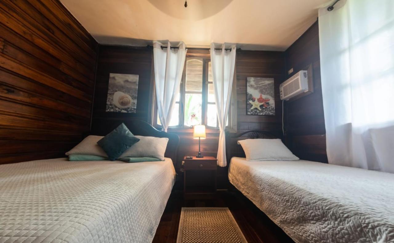 Hotel Tierra Verde Bed And Breakfast Бокас-дель-Торо Экстерьер фото