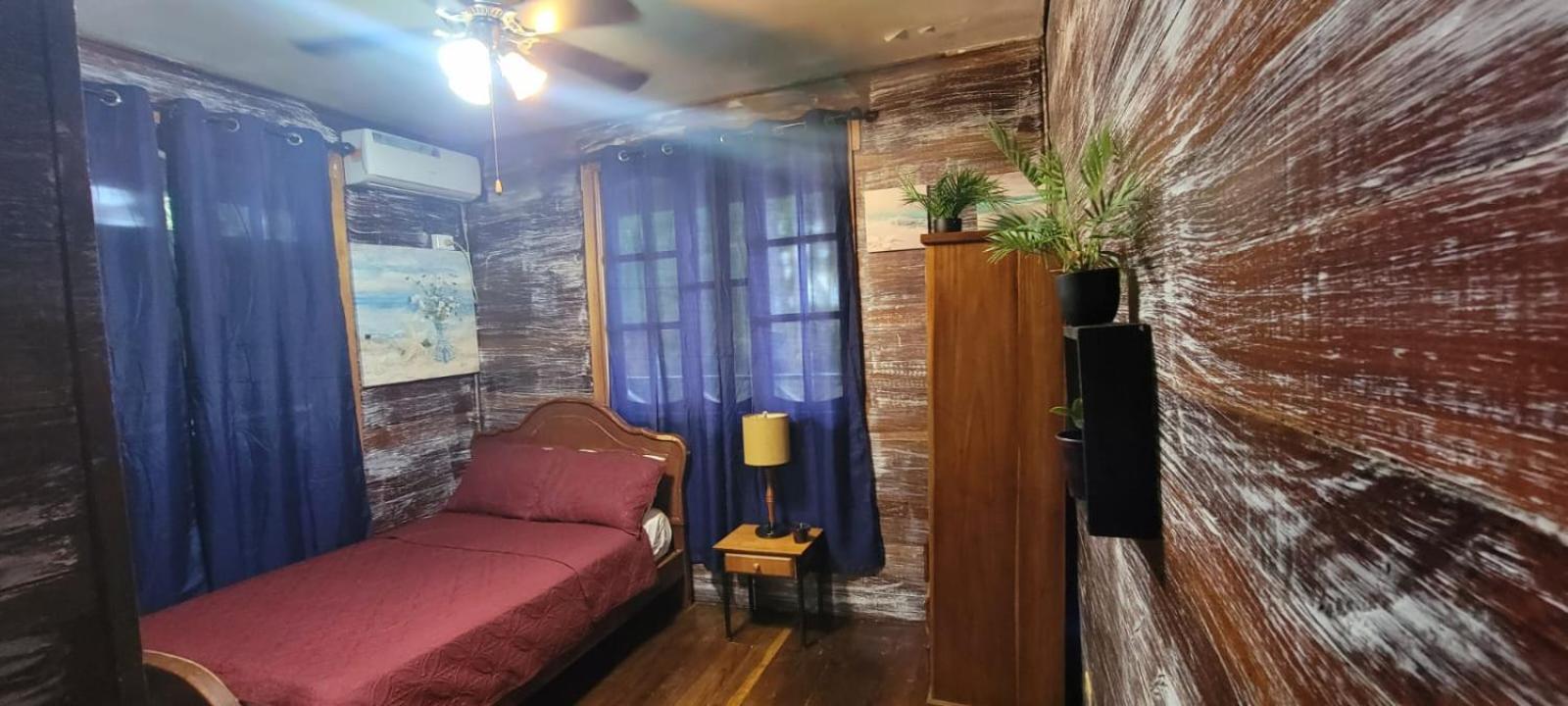 Hotel Tierra Verde Bed And Breakfast Бокас-дель-Торо Экстерьер фото